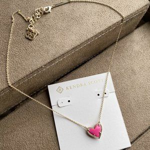 Kendra Scott Ari Heart Necklace Gold Pink Magenta
